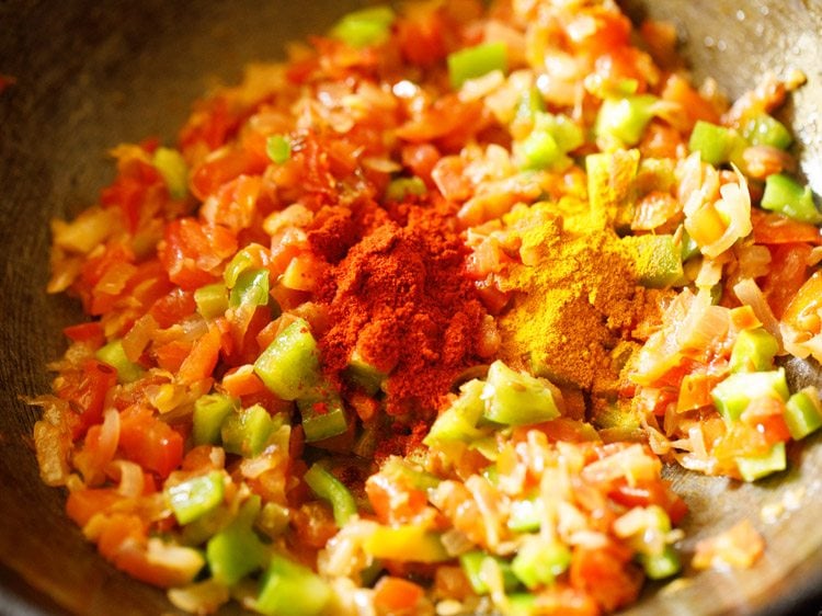 making Mumbai pav bhaji recipe